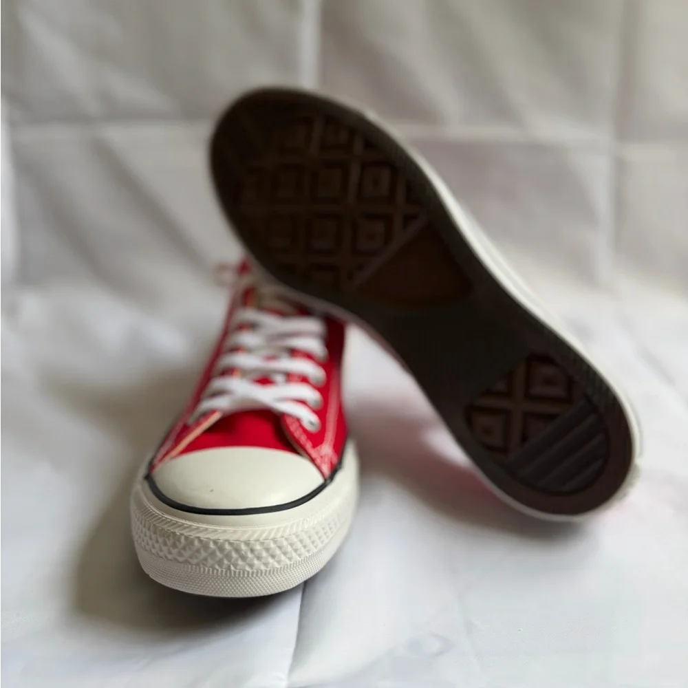 Converse classic low